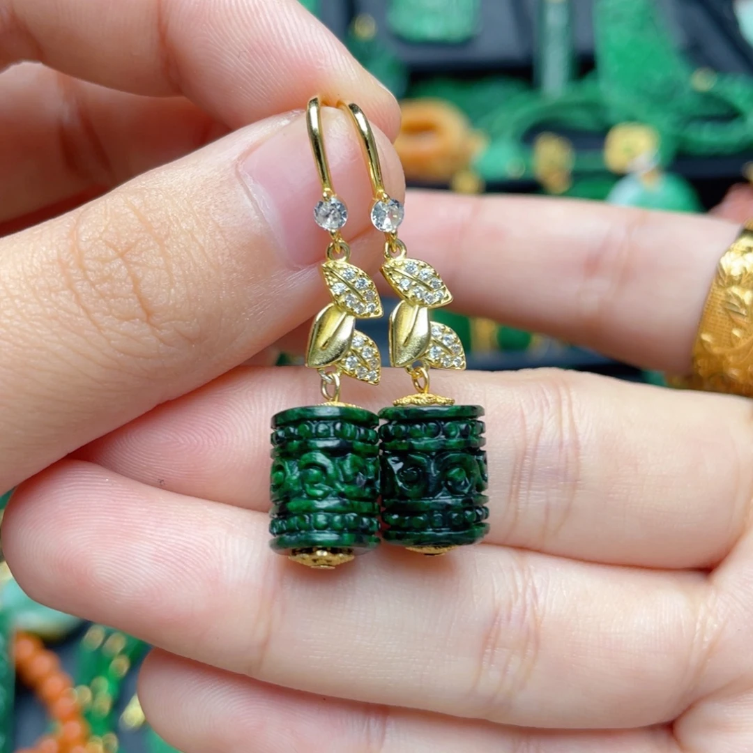 翡翠银S925镶嵌颈饰翡翠