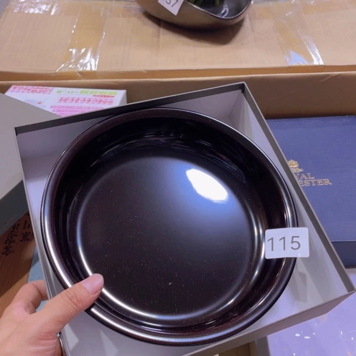 盖碗瓷器的造型和造型也