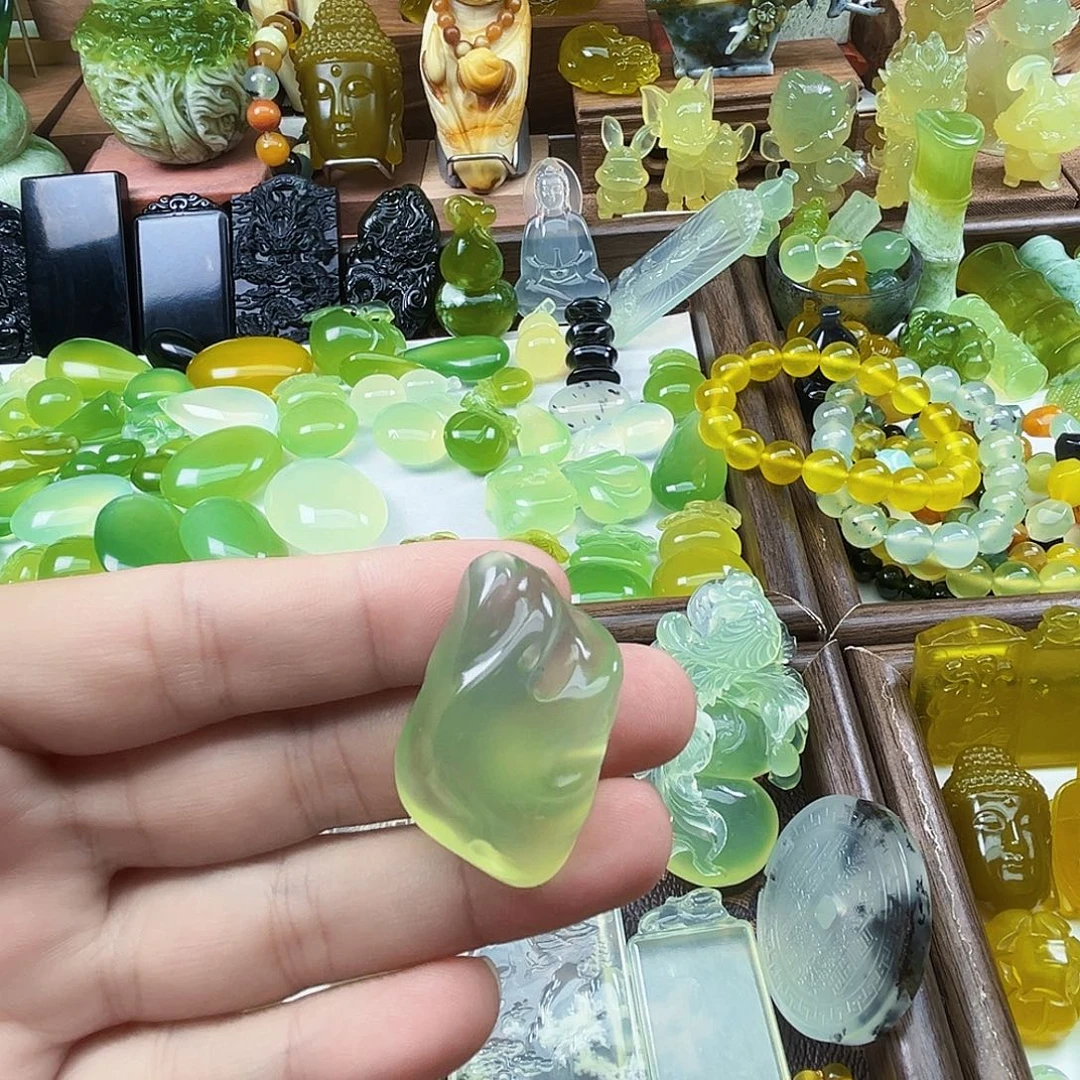 岫玉未镶嵌吊坠(不含链)