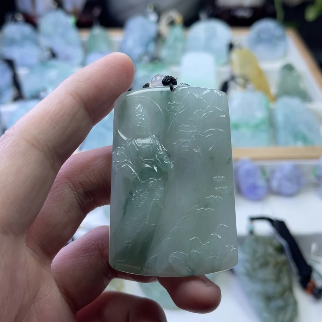 翡翠未镶嵌颈饰196