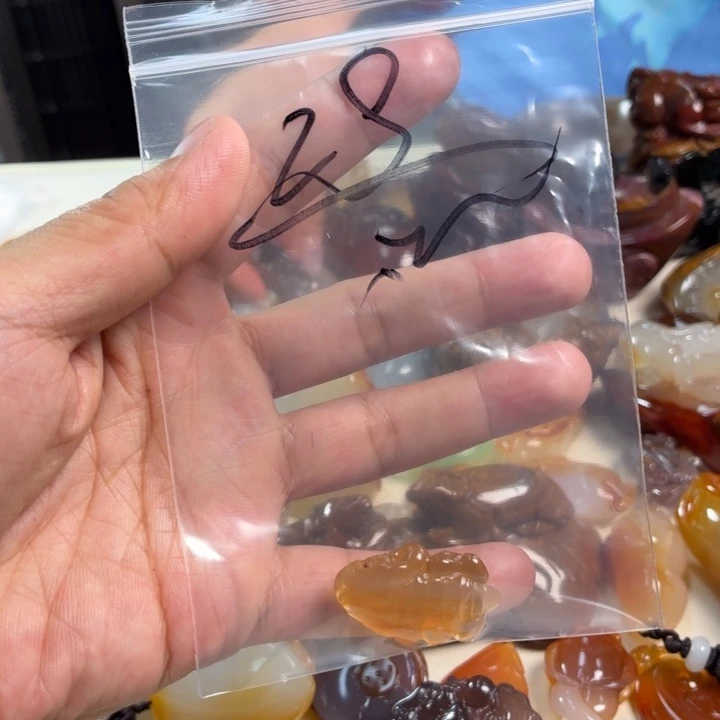 琳***義玛瑙/玉髓吊坠(不含链)未镶嵌