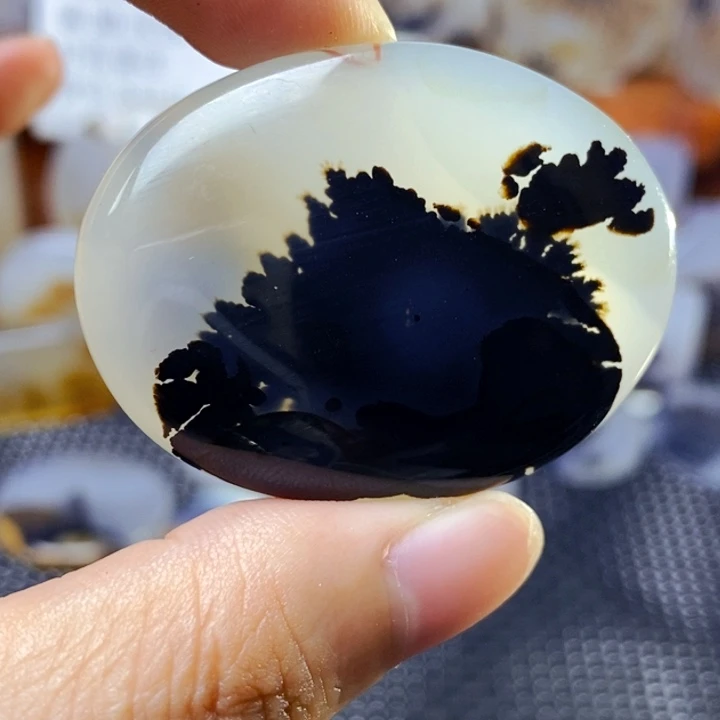 玛瑙/玉髓未镶嵌珠宝半成品