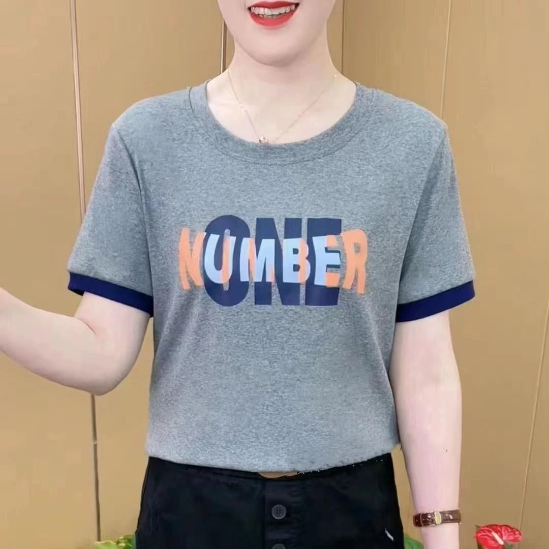 2025时尚洋气妈妈装字母春色T恤中老年大码百搭打底衫休闲女士