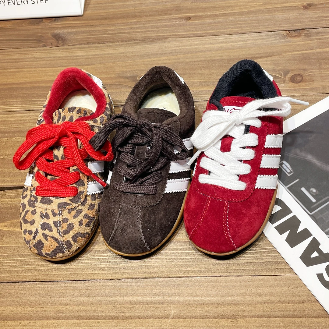 左左家2025秋冬潮酷复古中大童德训鞋豹纹软底轻便男女童加绒板鞋