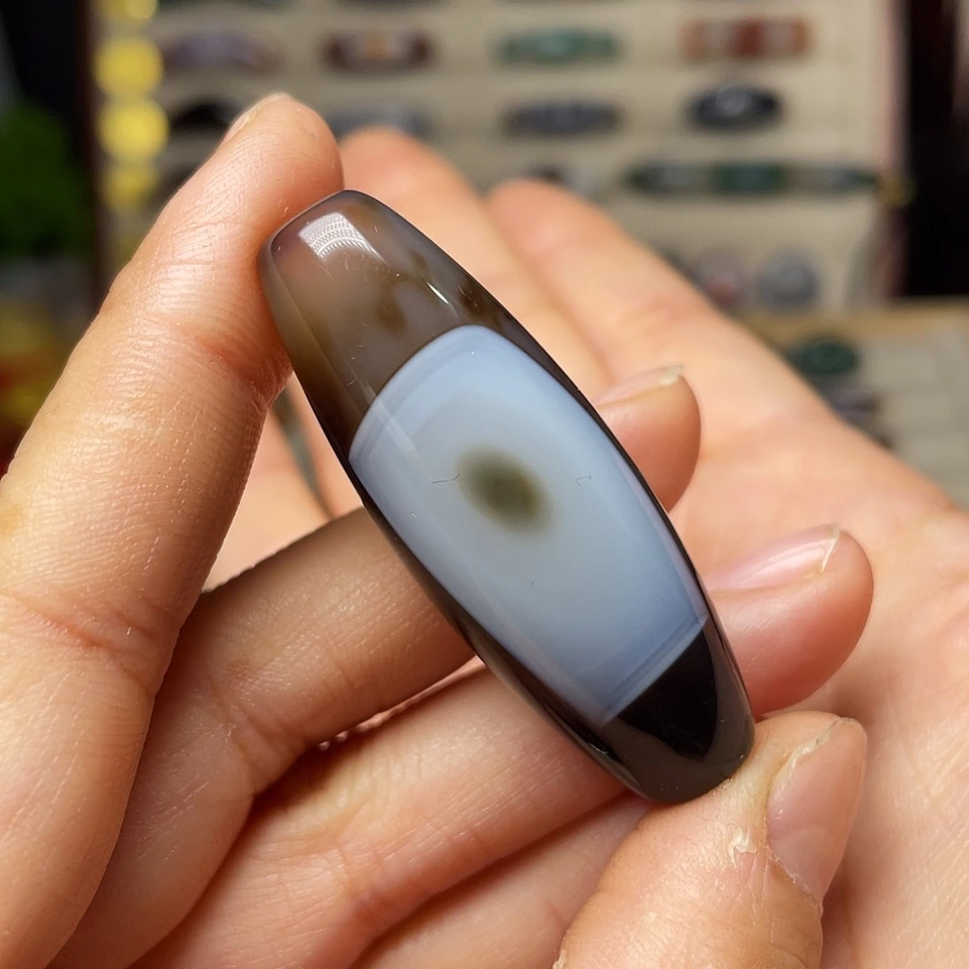 玛瑙/玉髓未镶嵌珠宝奇石