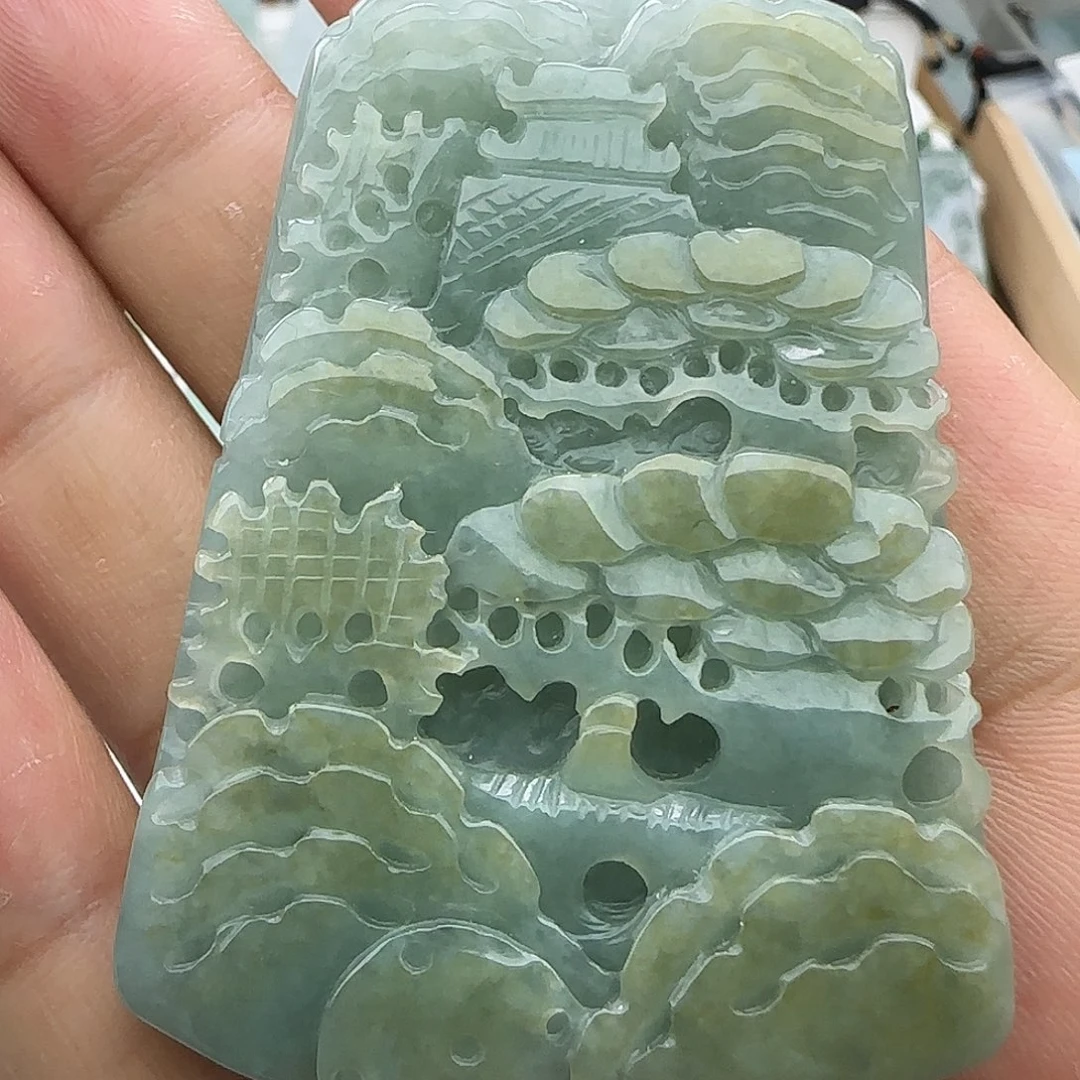 翡翠未镶嵌颈饰翡翠