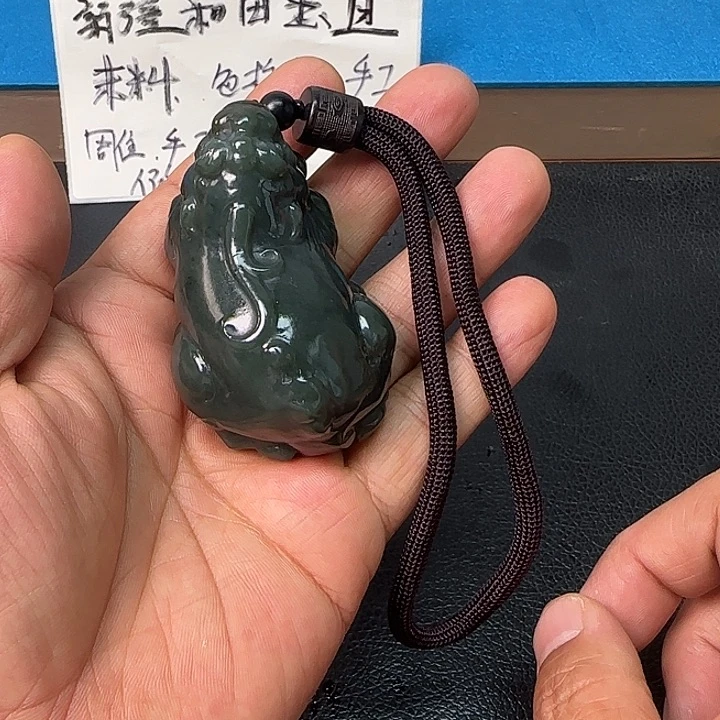 未镶嵌和田玉把件