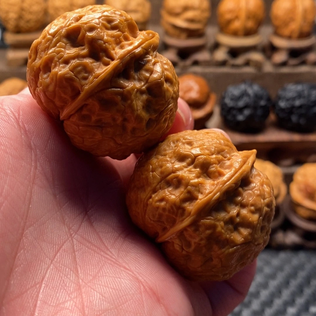 把件文玩核桃铁核桃