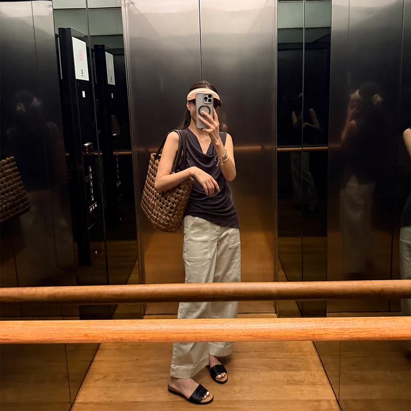 靠谱。【琉璃夜光】新款时尚优雅荡领背心吊带KP250199