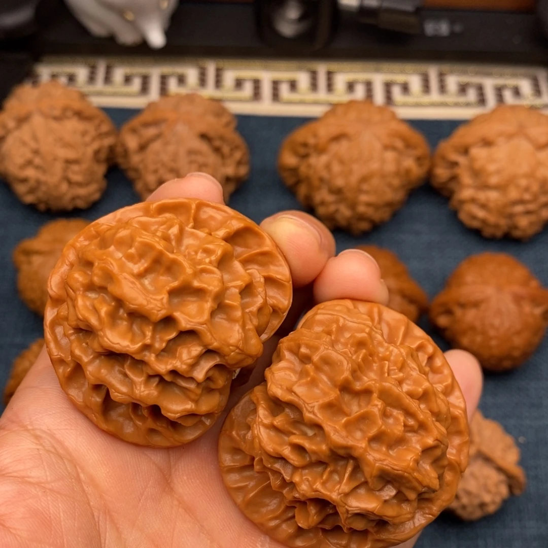 把件文玩核桃45老树龙鳞太行红骨