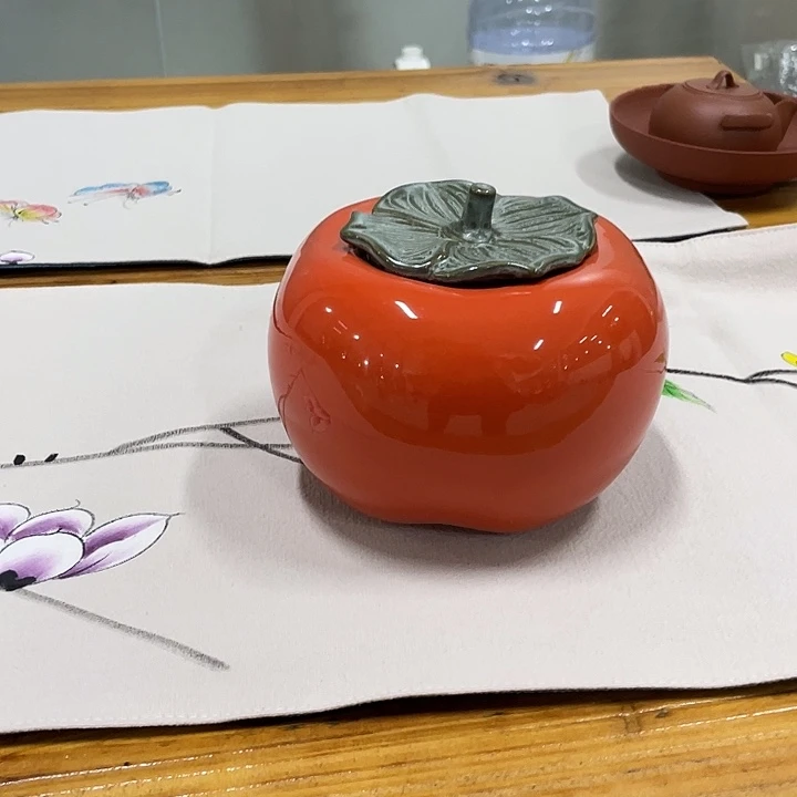 你扭扭捏捏。 扭扭捏捏