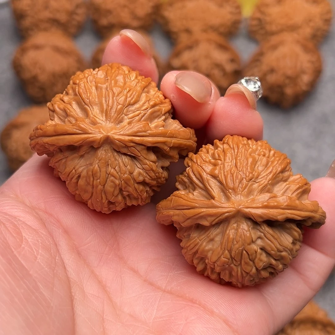 把件文玩核桃精品粗棱白狮子44全品毕业款