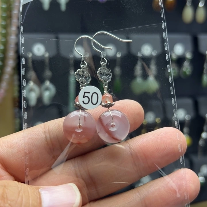 向***生南红玛瑙银S925镶嵌耳饰