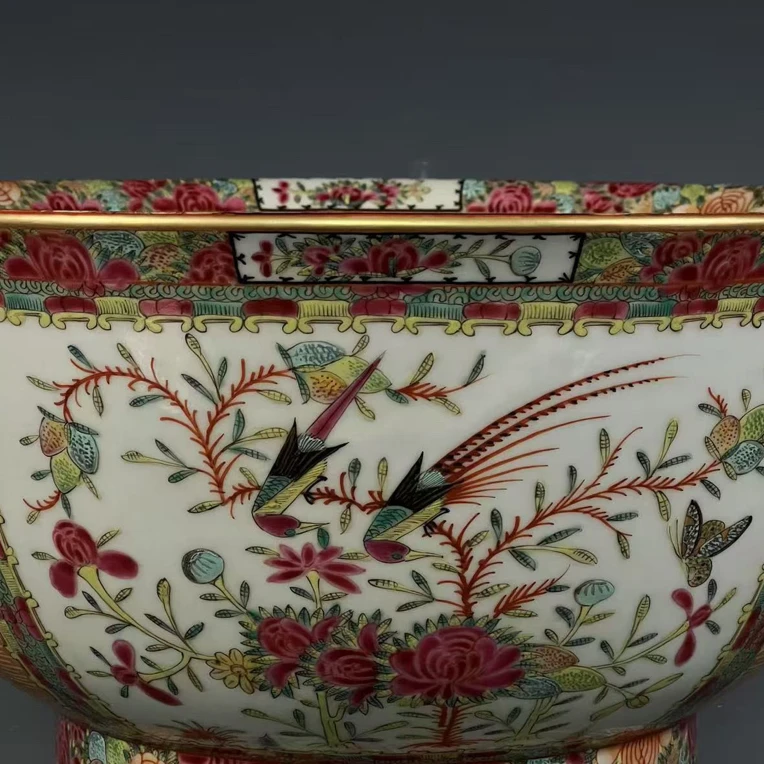 精美装饰佳品广彩大碗