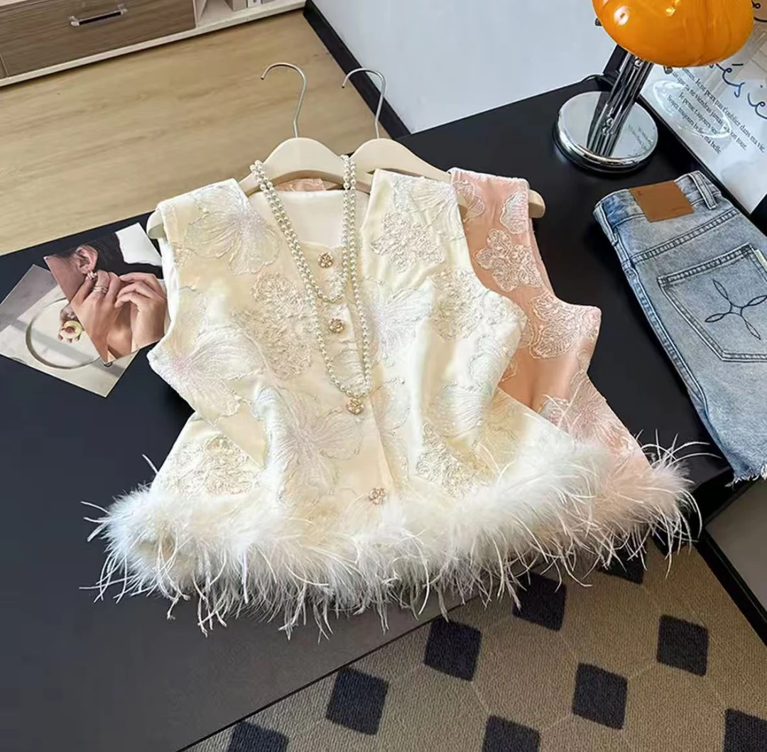 新中式重工刺绣亮片马甲2025秋冬新款复古国风毛毛拼接上衣