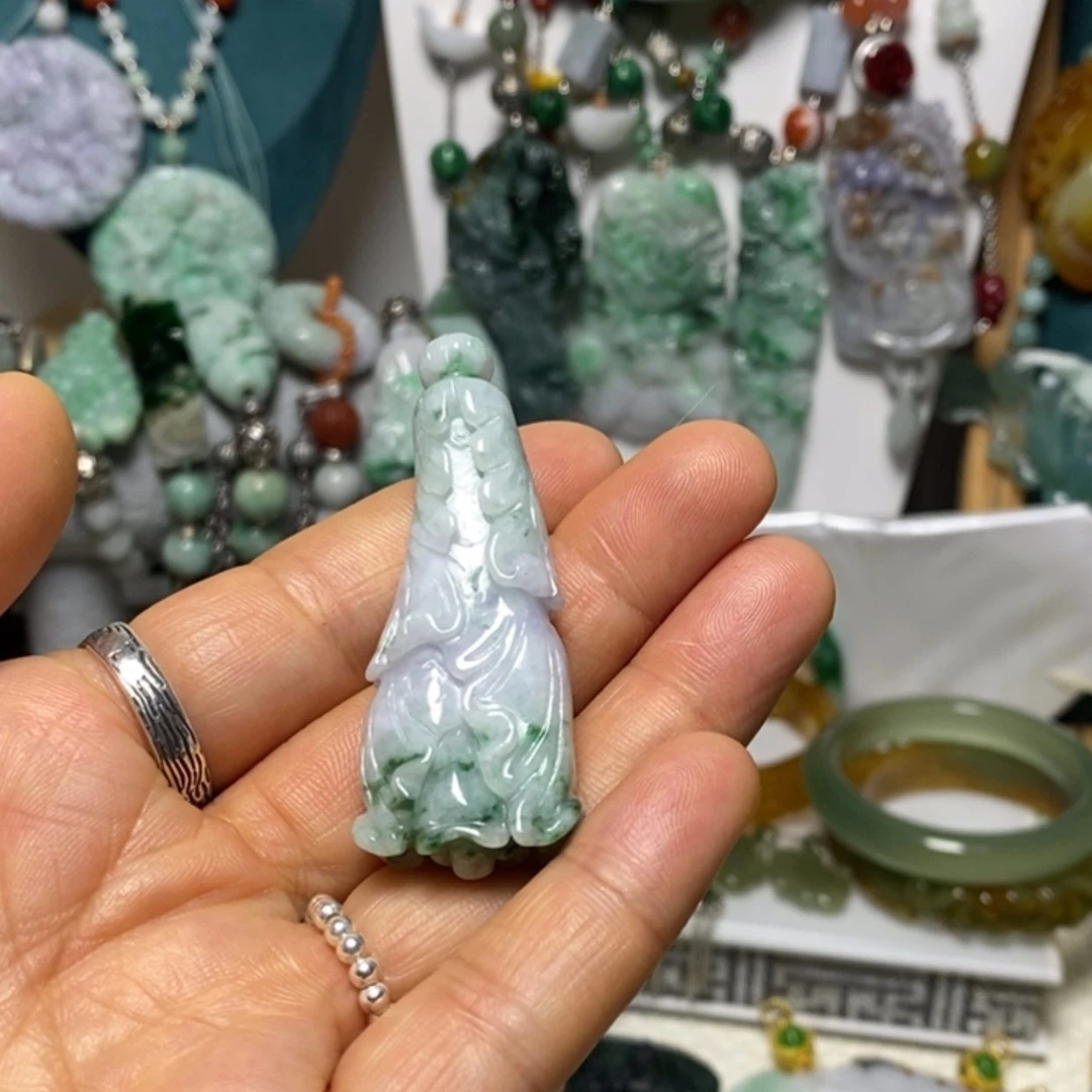 【闪购商品】翡翠吊坠(赠链)未镶嵌