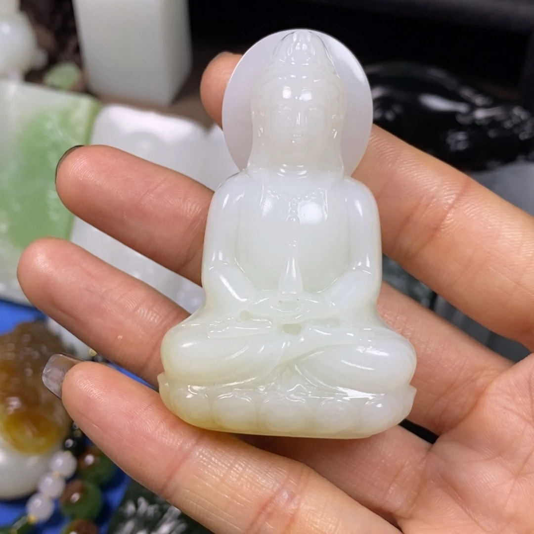 和田玉挂件未镶嵌孺**?