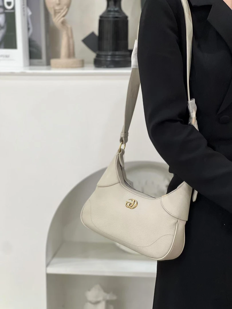 99新 GUCCI/古驰 aphrodite白色腋下包/优品