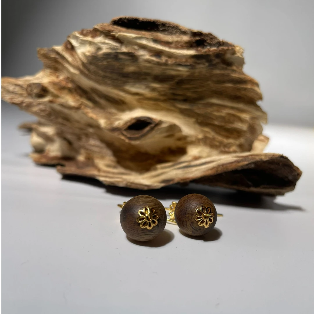 【辣辣专属 】RASSIYAT文莱天然沉香耳环