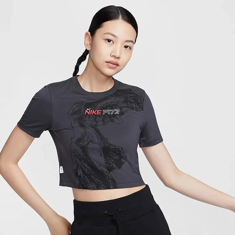 NIKE耐克短袖T恤运动休闲针织圆领短款女装HF7396-060 D
