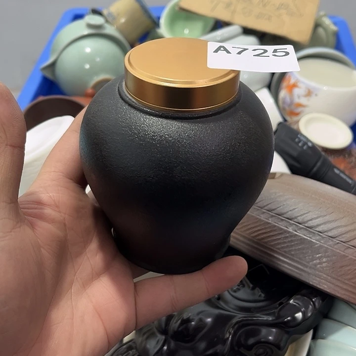 黑***桃瓷片茶摆件微瑕介意勿拍