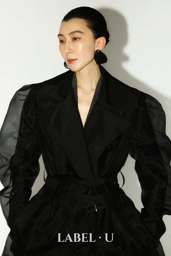 【坤姨专属】摩登真丝欧根纱长款外套AK25YX582W