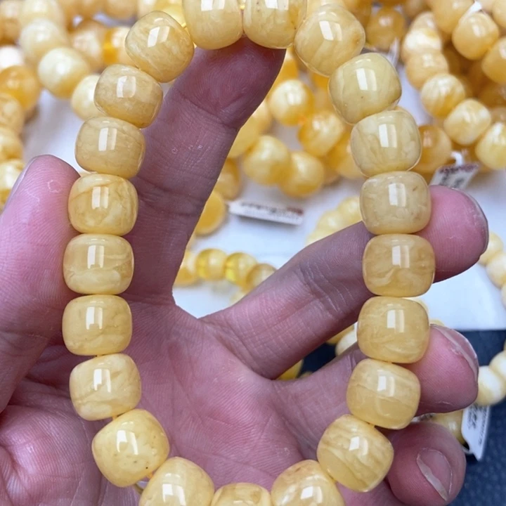 琥珀未镶嵌珠宝奇石3
