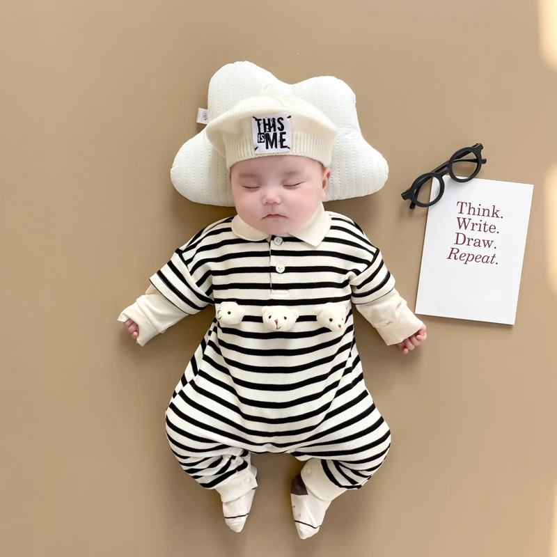 新生婴儿连体衣春秋宝宝哈衣条纹爬服三只小熊百天满月长袖外出服