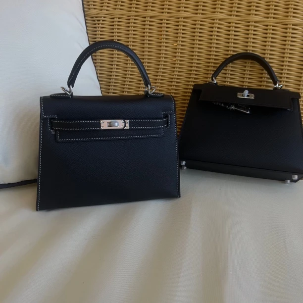 简约轻奢女士单肩斜挎凯莉包22CM