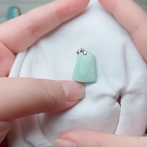 未镶嵌南红玛瑙珠宝奇石