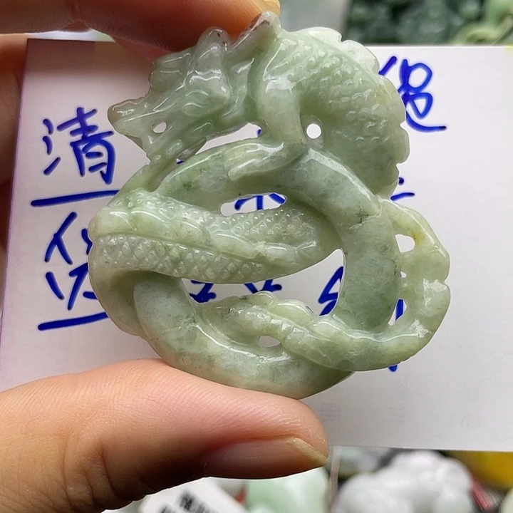颈饰未镶嵌翡翠天然翡翠