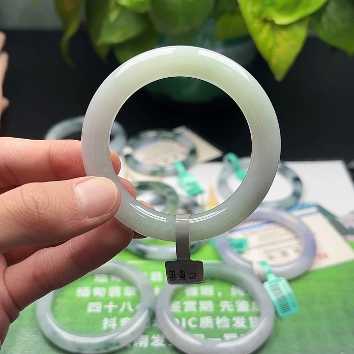 翡翠未镶嵌手镯525354 42