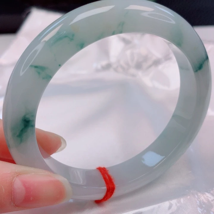 翡翠未镶嵌手镯57圈