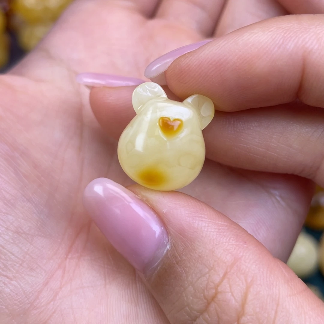 未镶嵌琥珀裸石蜜蜡