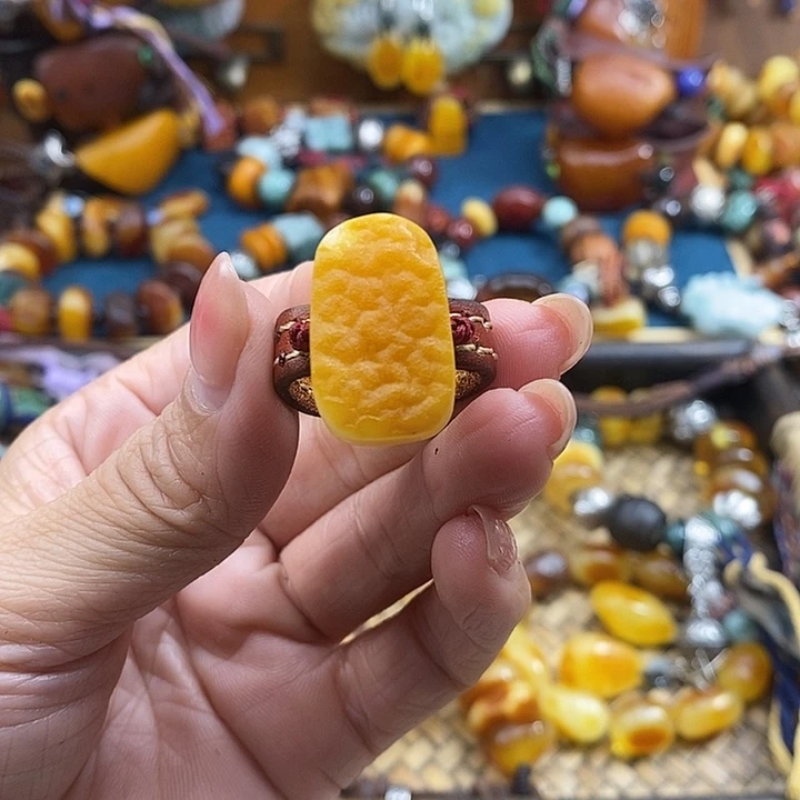 鑫***白蜜蜡未镶嵌戒指戒指