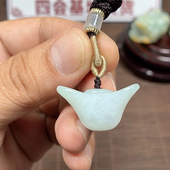 颈饰未镶嵌翡翠天然翡翠玉A货配证书