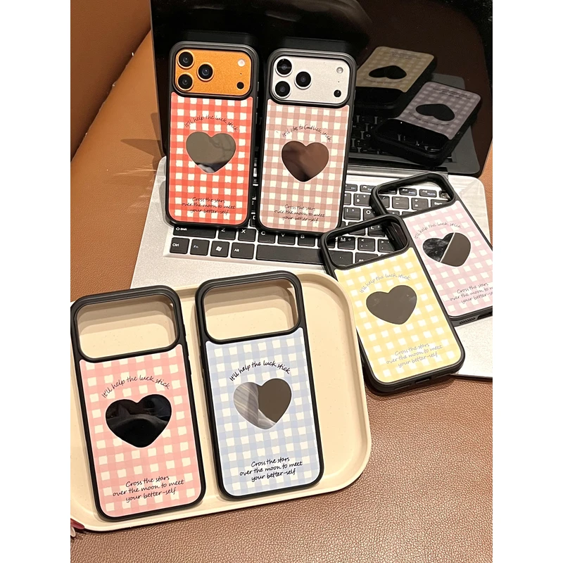 【秋冬格纹爱心系列】case简约适用于苹果17/16/15/小米/华为保护壳