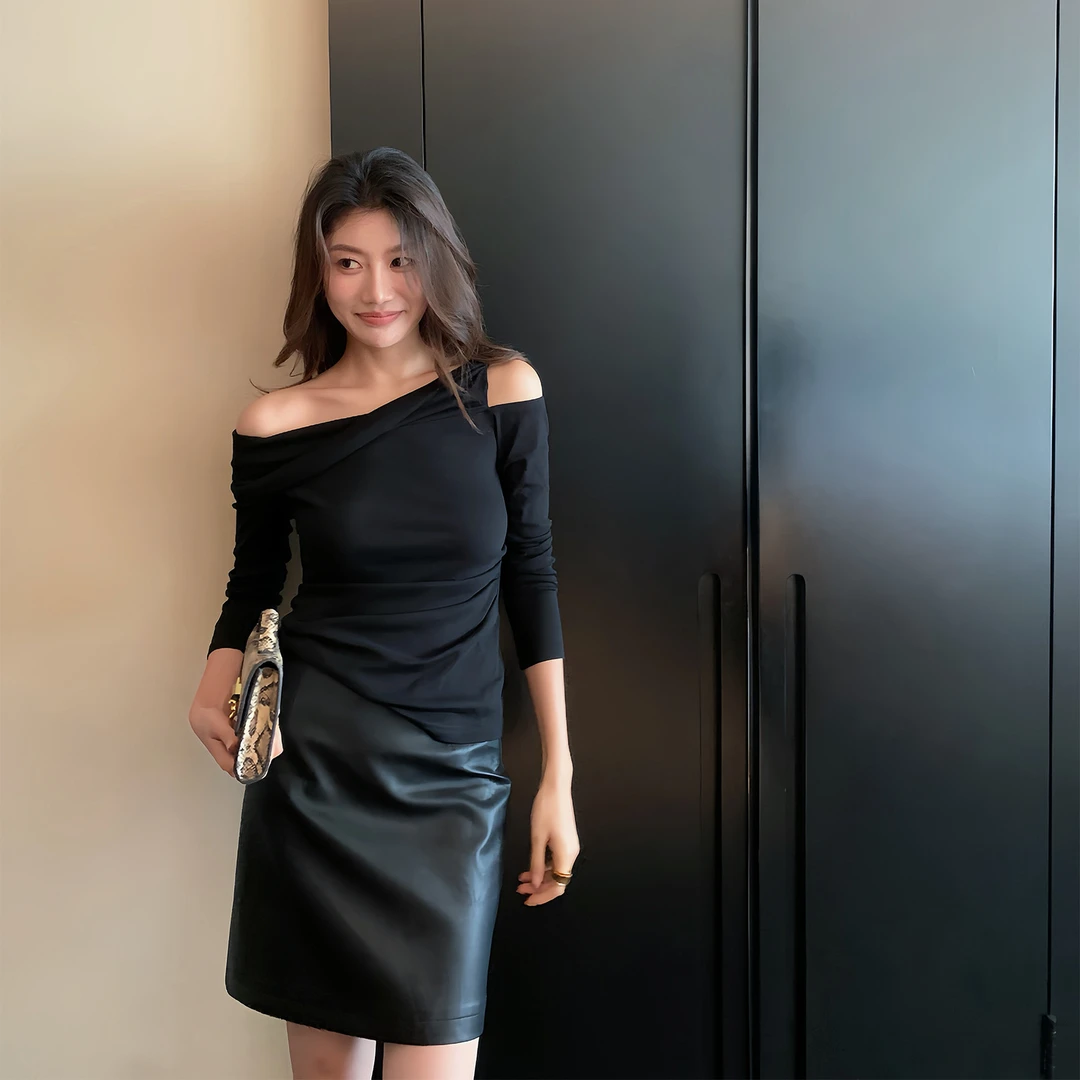 【ALONE SAVOR】龍喜儿直角肩收割机 结设计感修身T恤打底衫M822