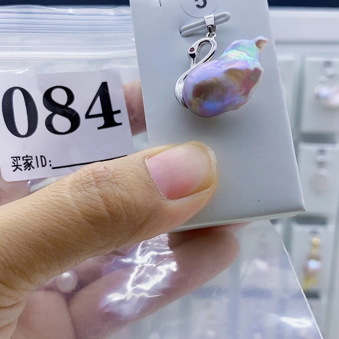 钛钢颈饰淡水珍珠