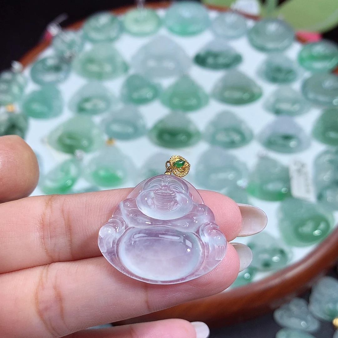 珍***嘟颈饰未镶嵌翡翠佛公