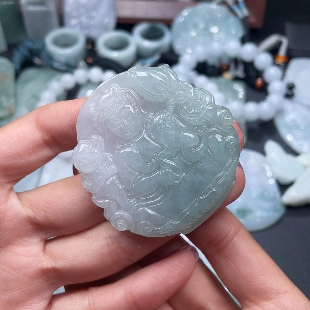 翡翠未镶嵌颈饰翡翠
