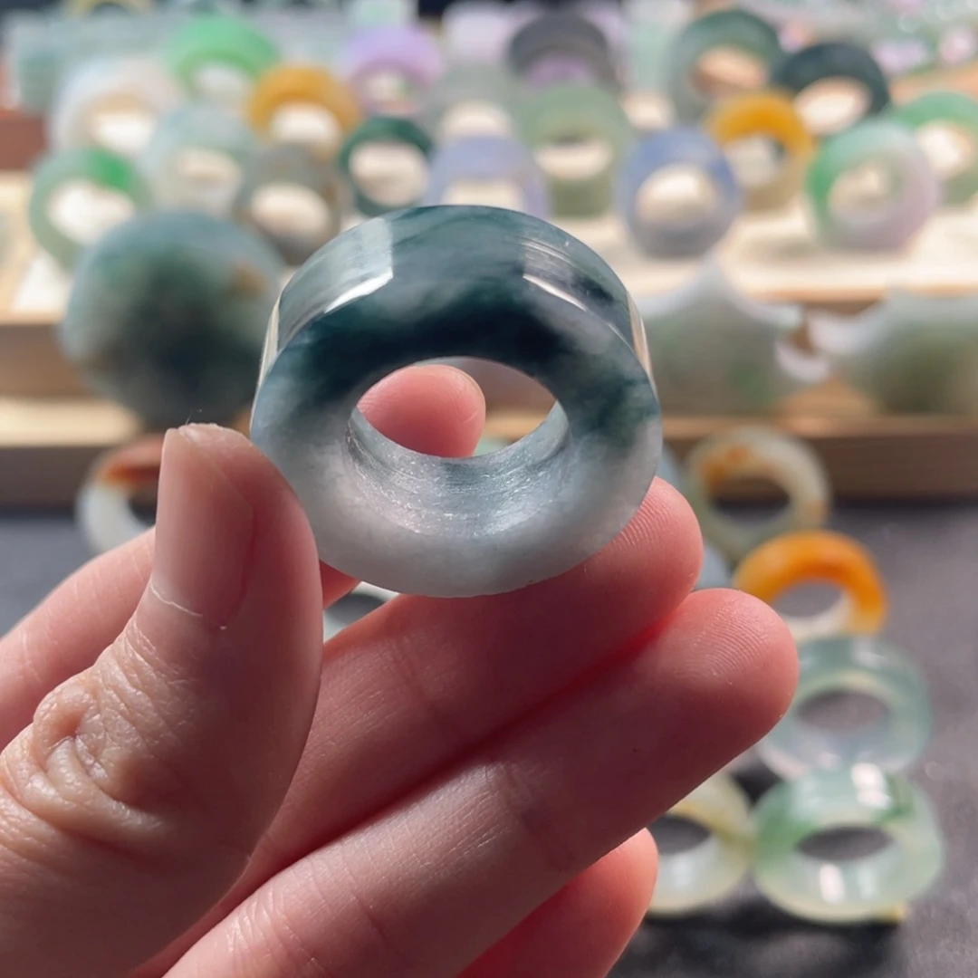 定制翡翠未镶嵌沐****戒指