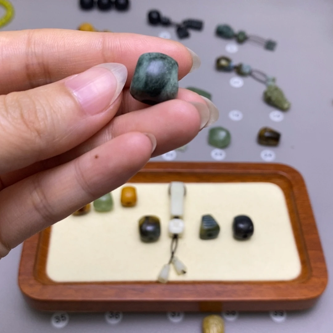 邢***树蛇纹石玉未镶嵌配饰