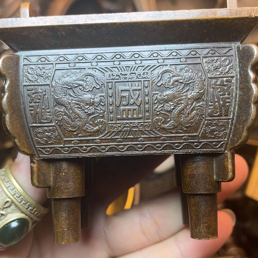 精美铜器工艺品等