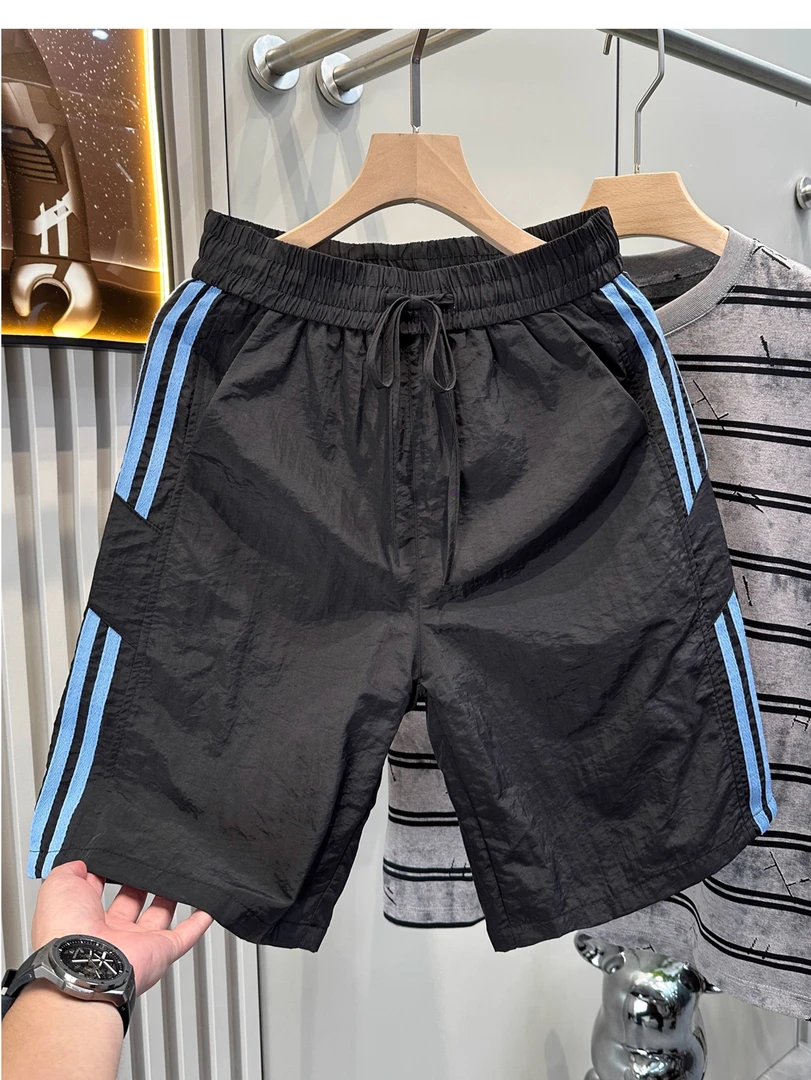 美式三条杠运动短裤男夏季外穿薄款潮流速干中裤宽松沙滩五分裤子
