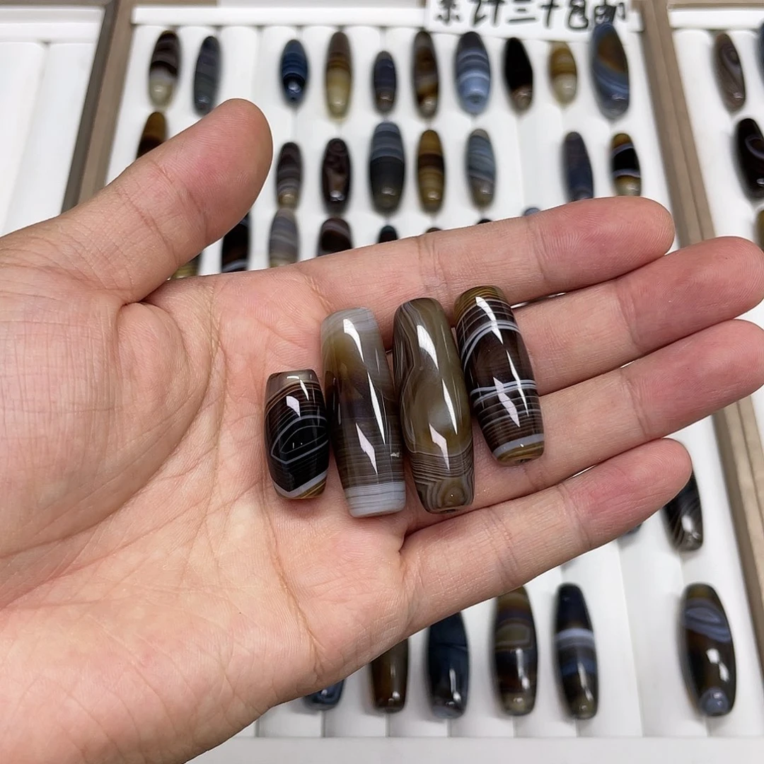 玛瑙/玉髓颈饰合金海*声