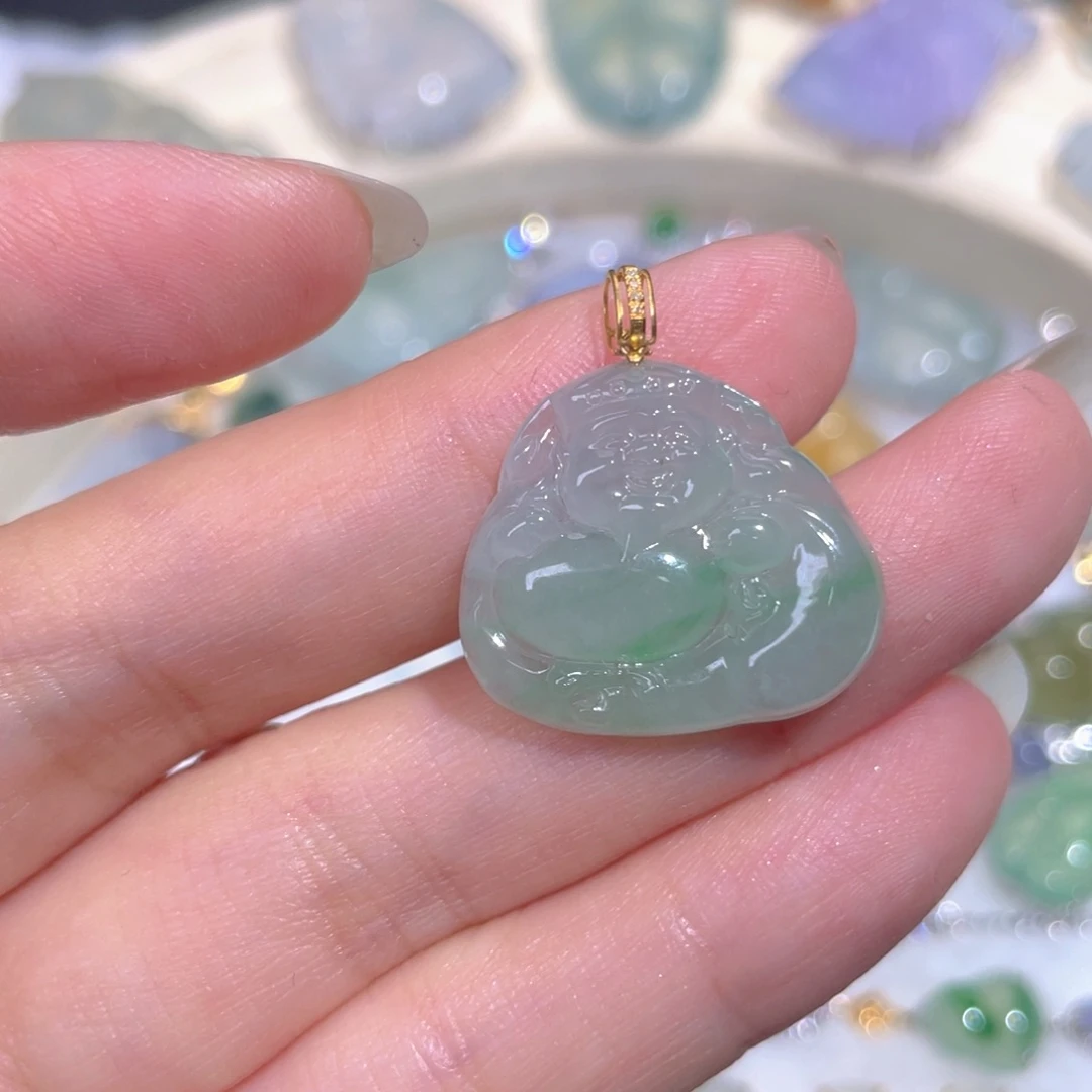 颈饰18K金镶嵌翡翠翡翠