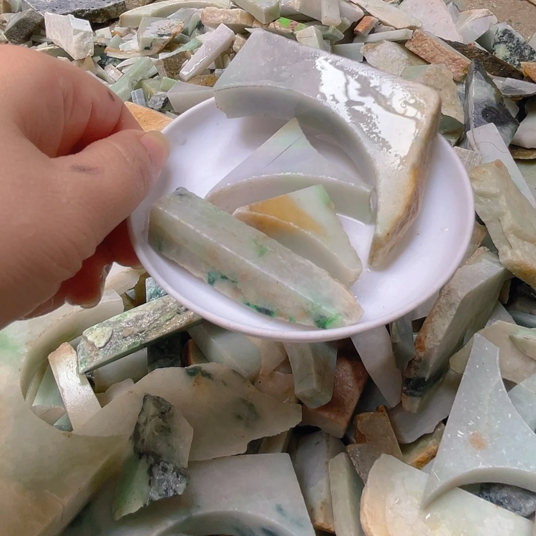 颈饰未镶嵌翡翠刘***u