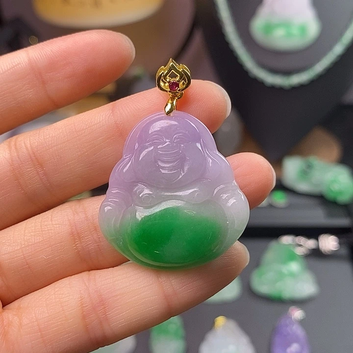 翡翠未镶嵌吊坠(赠链)