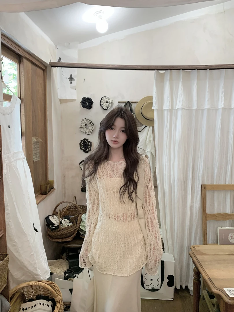法式镂空透气长袖针织衫女夏温柔慵懒风松弛宽松防晒罩衫吊带套装